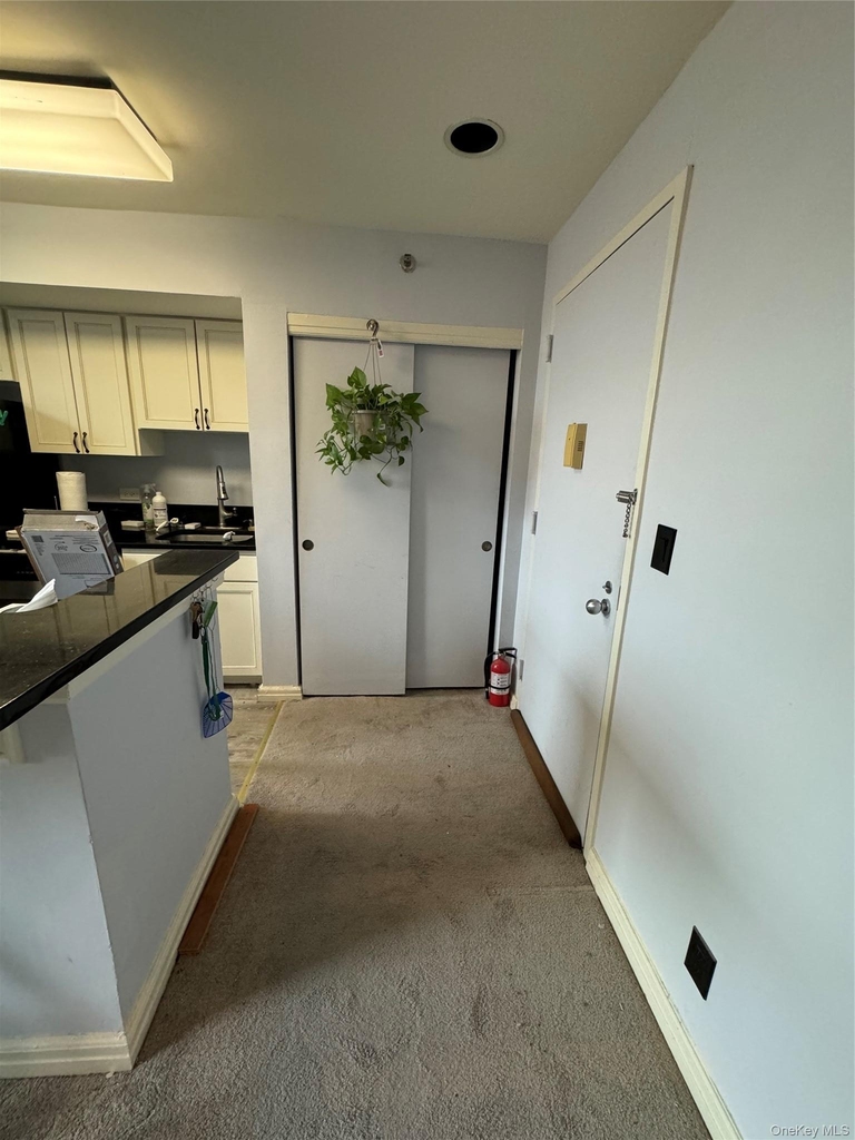 1701 Crompond Road - Photo 4