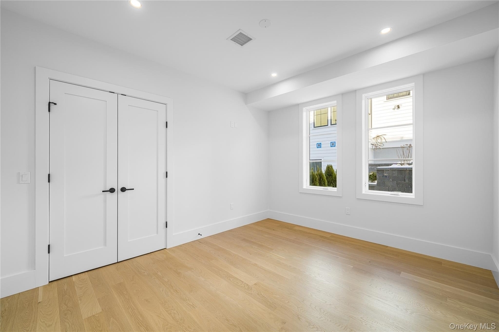 156 Palisade Street - Photo 9