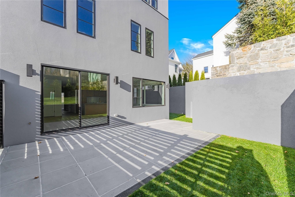 156 Palisade Street - Photo 12