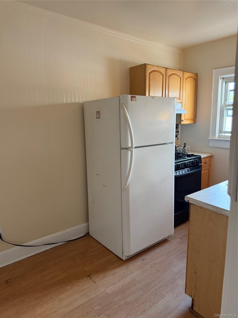 1654 Grand Avenue - Photo 6