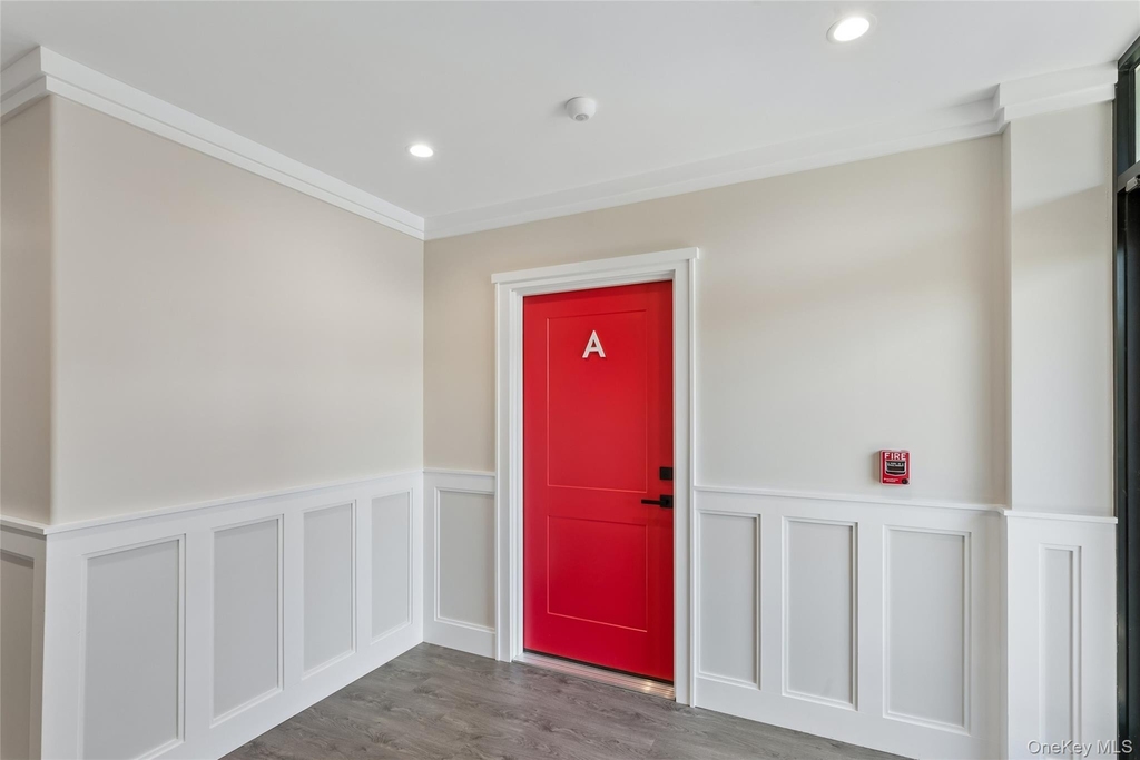 780 New York Avenue - Photo 1