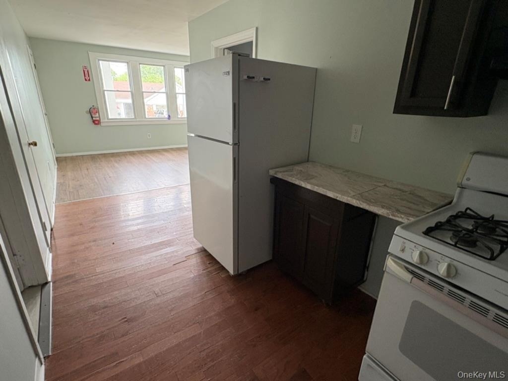 208 Main Street - Photo 2