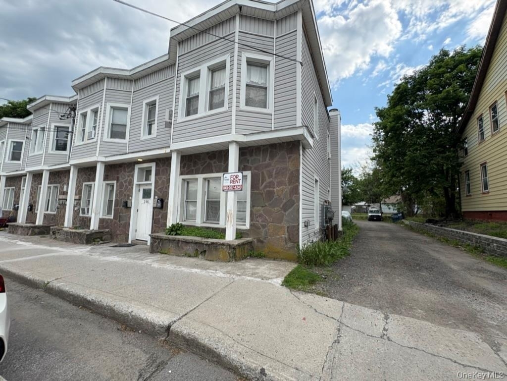208 Main Street - Photo 9