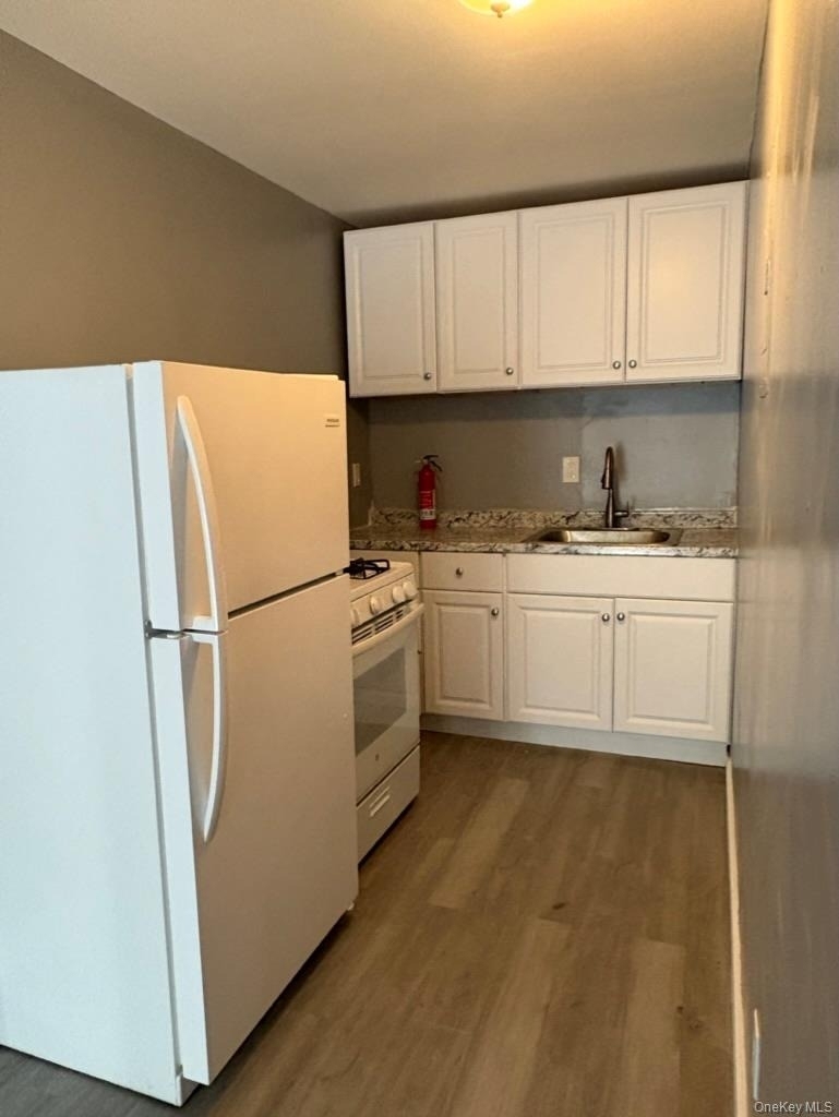 208 Main Street - Photo 0