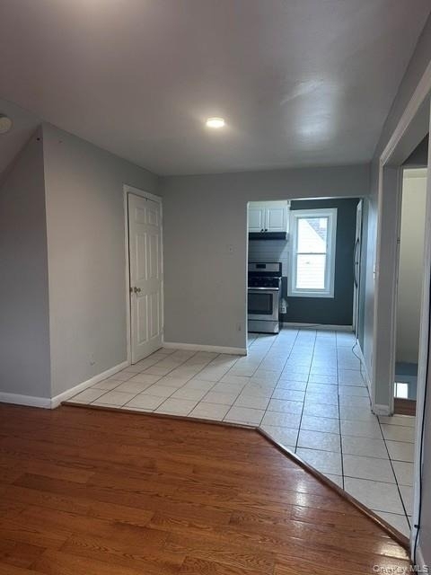3 Flint Ave - Photo 2