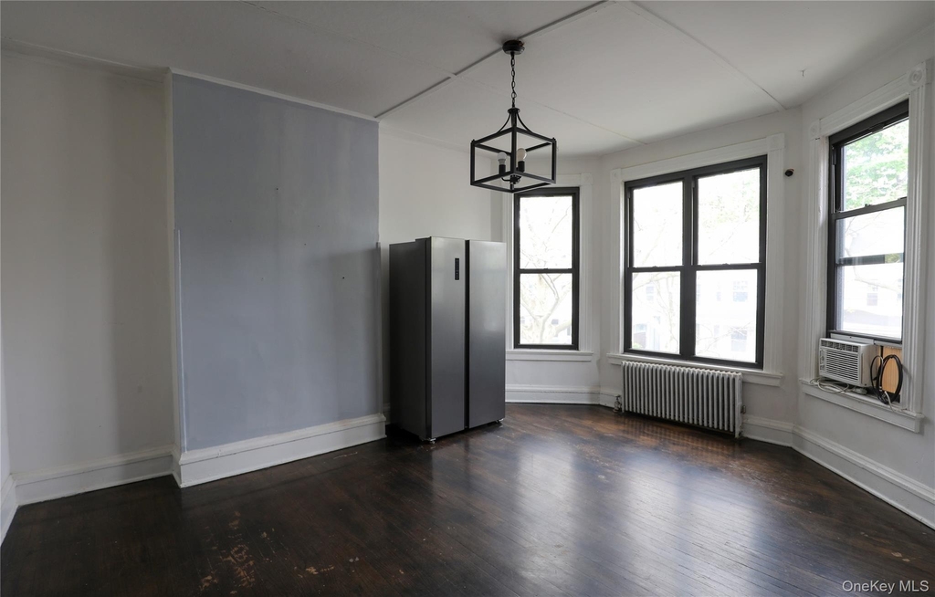 141 Saint James Street - Photo 1