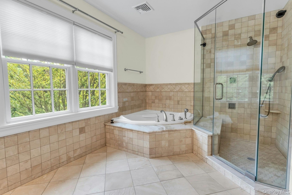 11 Plandome Drive - Photo 24