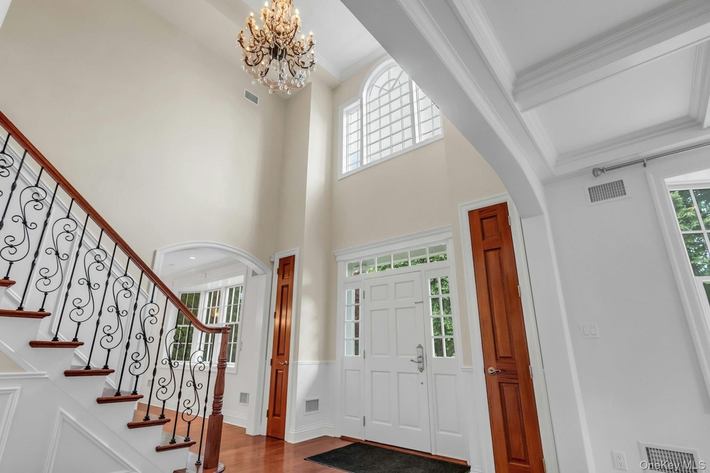 11 Plandome Drive - Photo 5