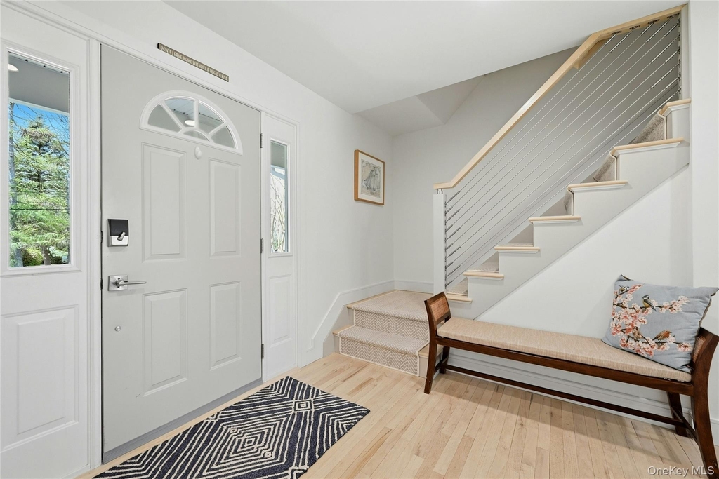 875 Deerfoot Path - Photo 2