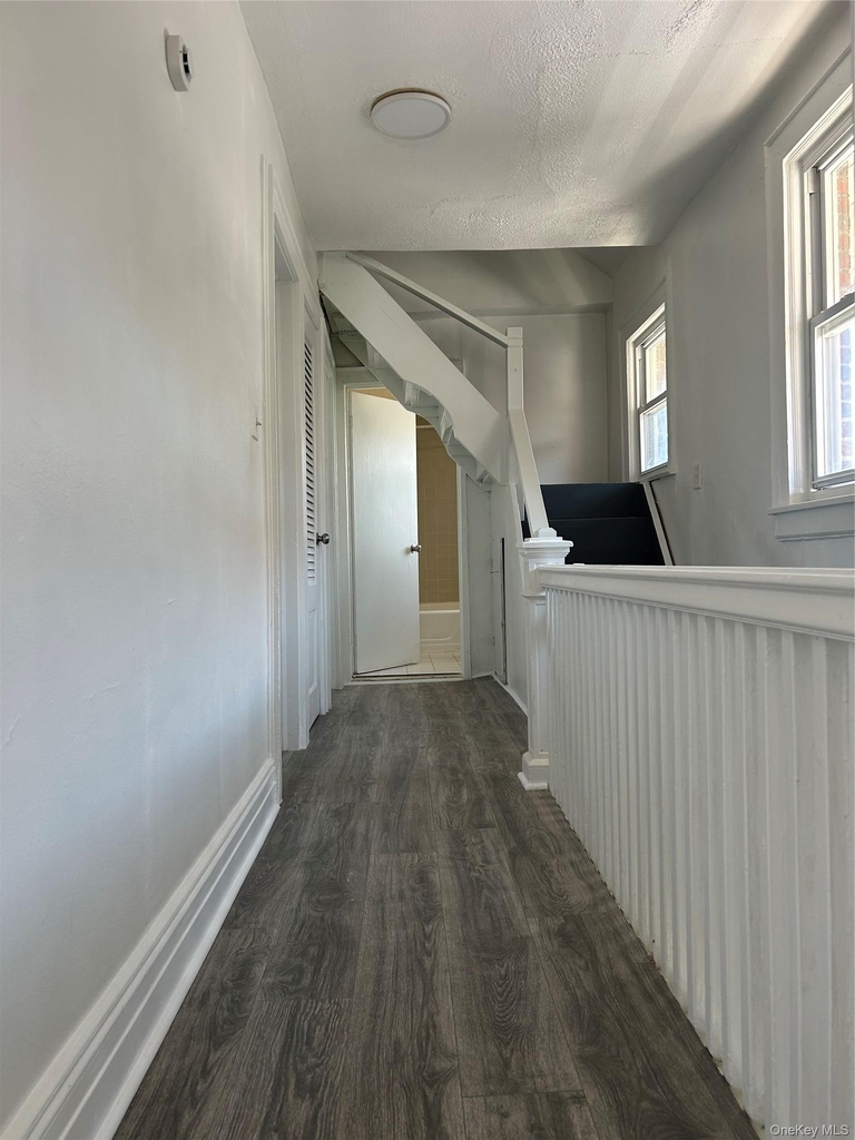 2217 Collier Avenue - Photo 3