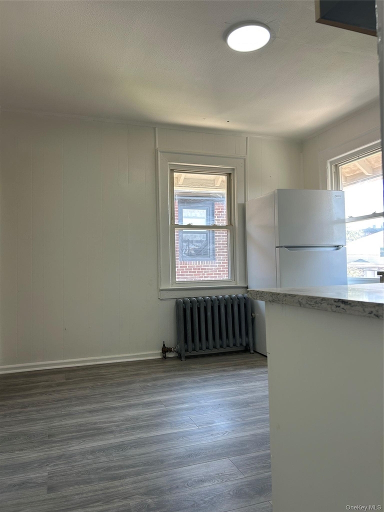 2217 Collier Avenue - Photo 1