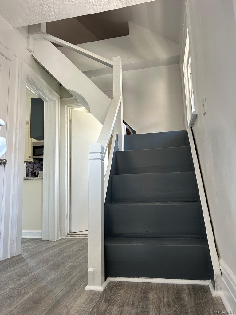 2217 Collier Avenue - Photo 6