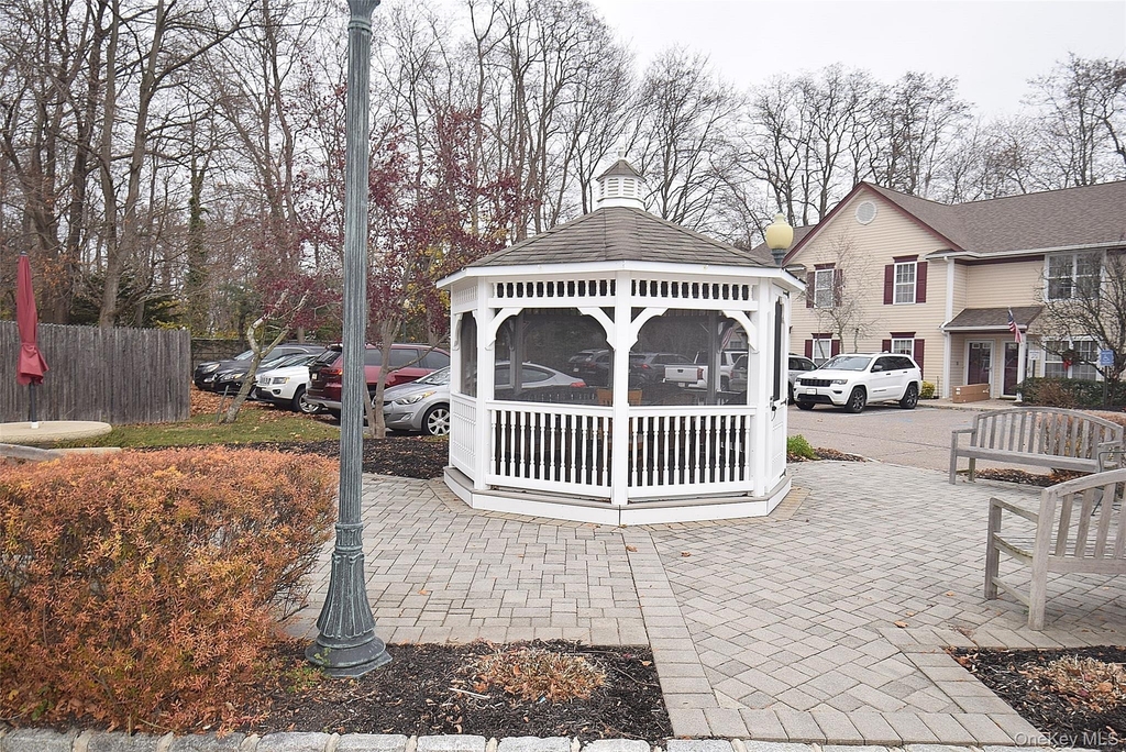 18 Garden Way - Photo 17