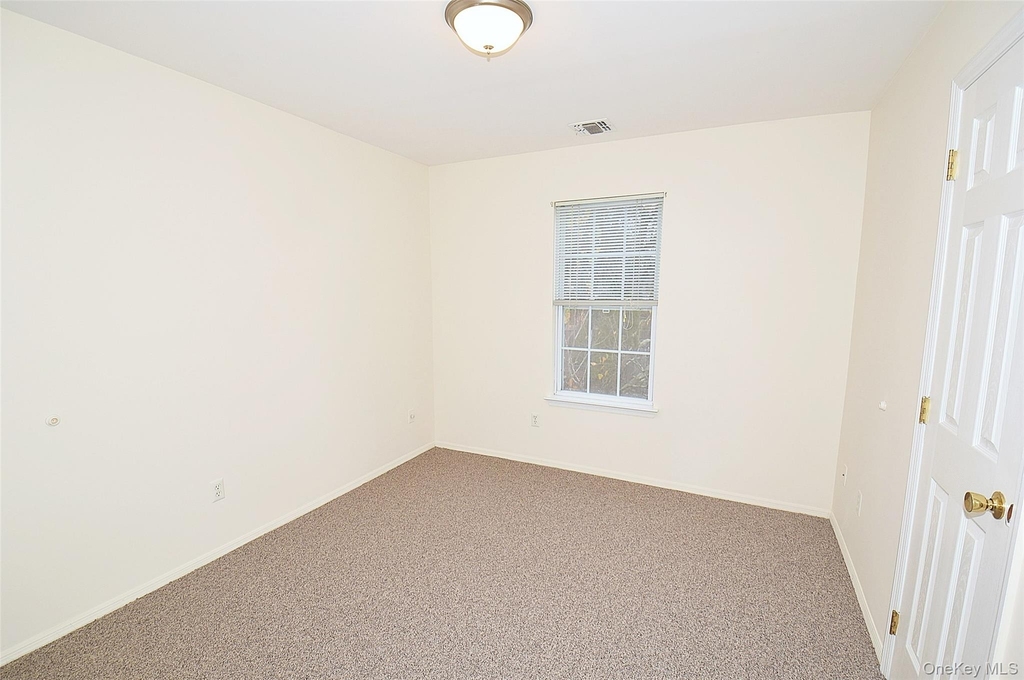 18 Garden Way - Photo 15