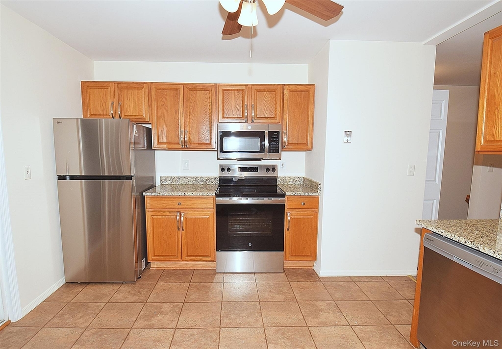 18 Garden Way - Photo 6