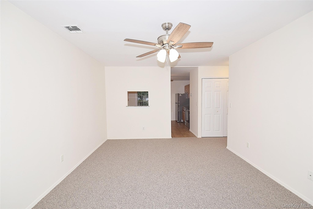 18 Garden Way - Photo 2