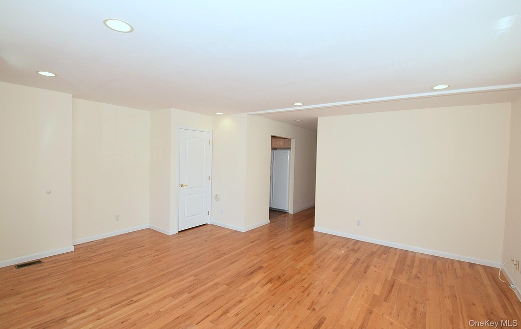 74 Firwood Road - Photo 3