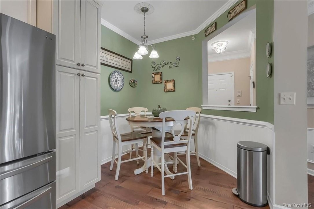 2814 Bennington Drive - Photo 5