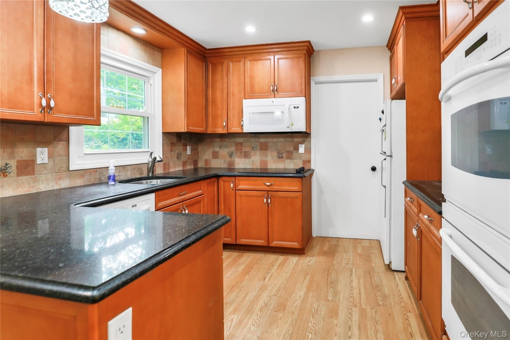 40 Seabrook Lane - Photo 4