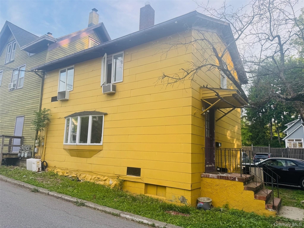 270 Hudson Street - Photo 1