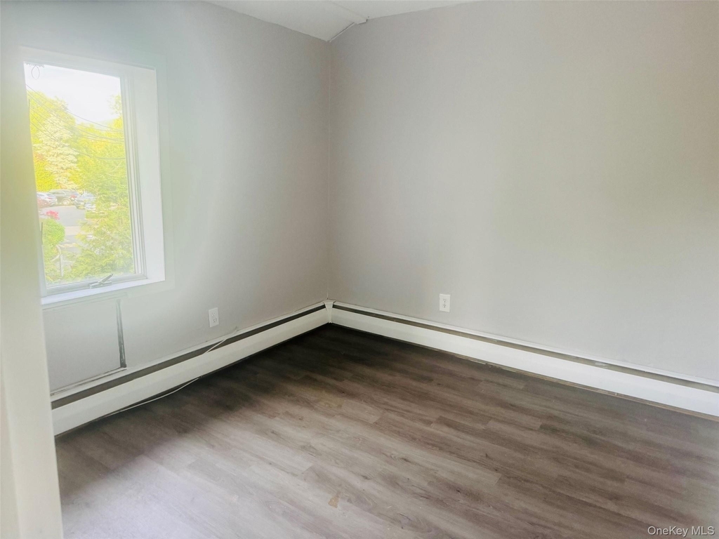 270 Hudson Street - Photo 6