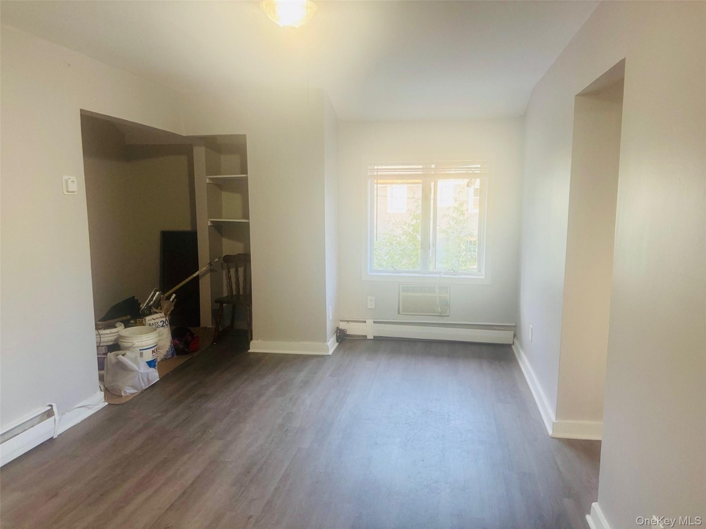 270 Hudson Street - Photo 5