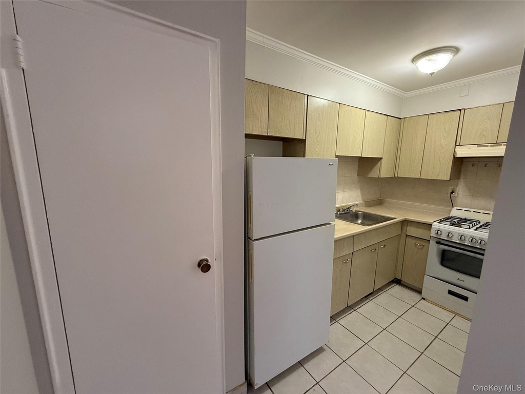 316 High Avenue - Photo 6