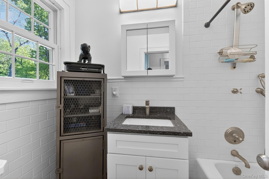 31 Avenue A - Photo 22