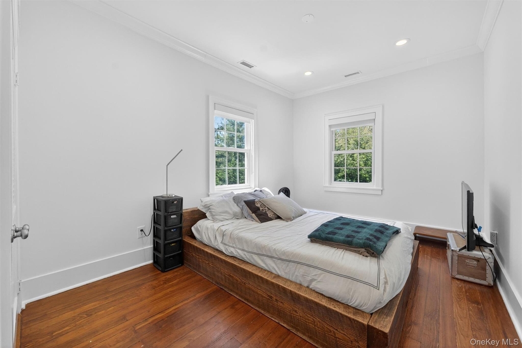 31 Avenue A - Photo 25