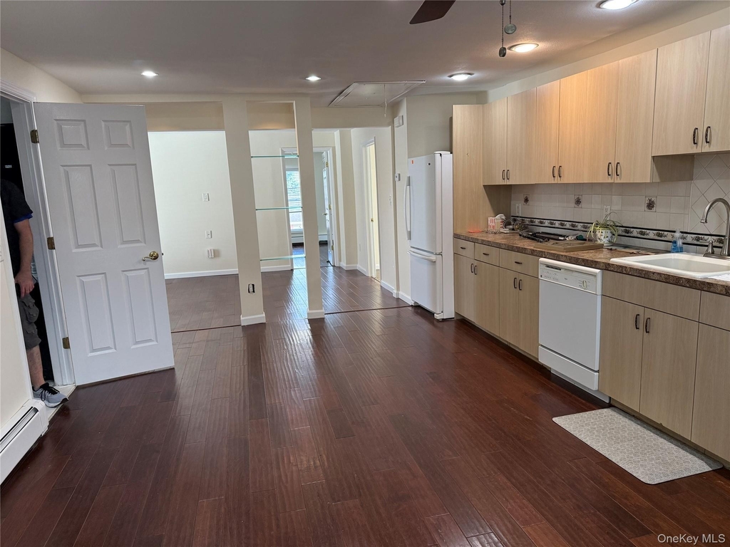 38 Grant Avenue - Photo 11