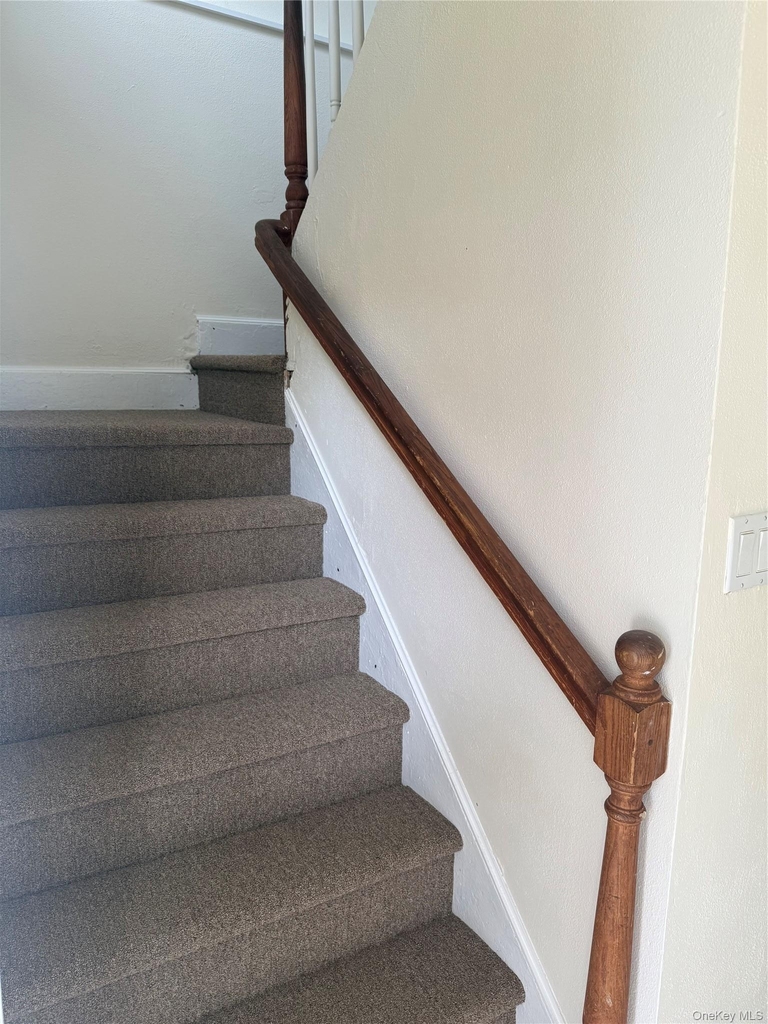 38 Grant Avenue - Photo 17