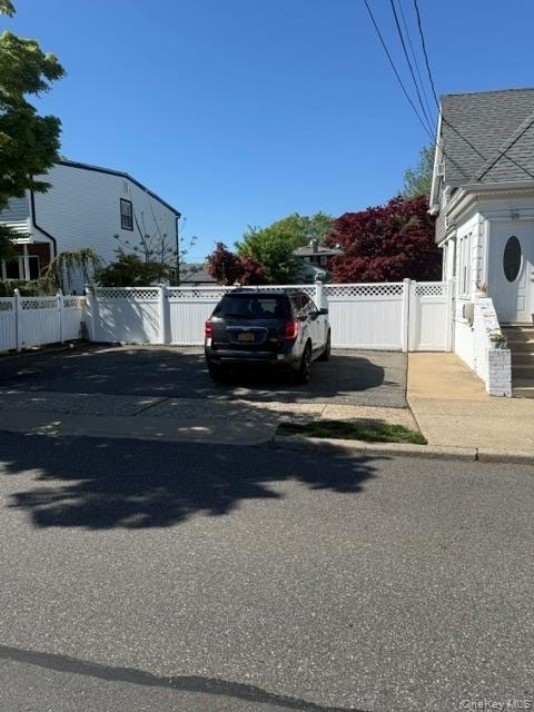 38 Grant Avenue - Photo 0