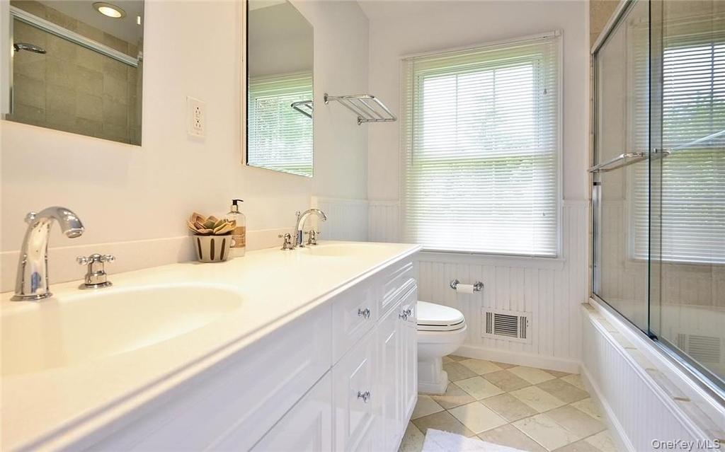 9 Franklin Avenue - Photo 22