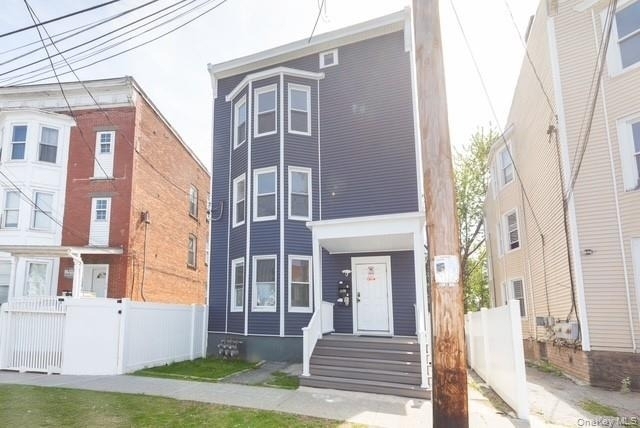 106 Winnikee Avenue - Photo 0