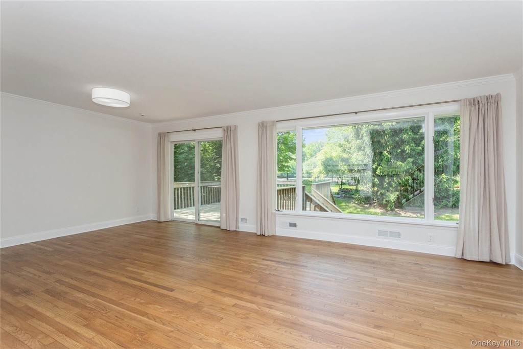9 Marlene Court - Photo 3