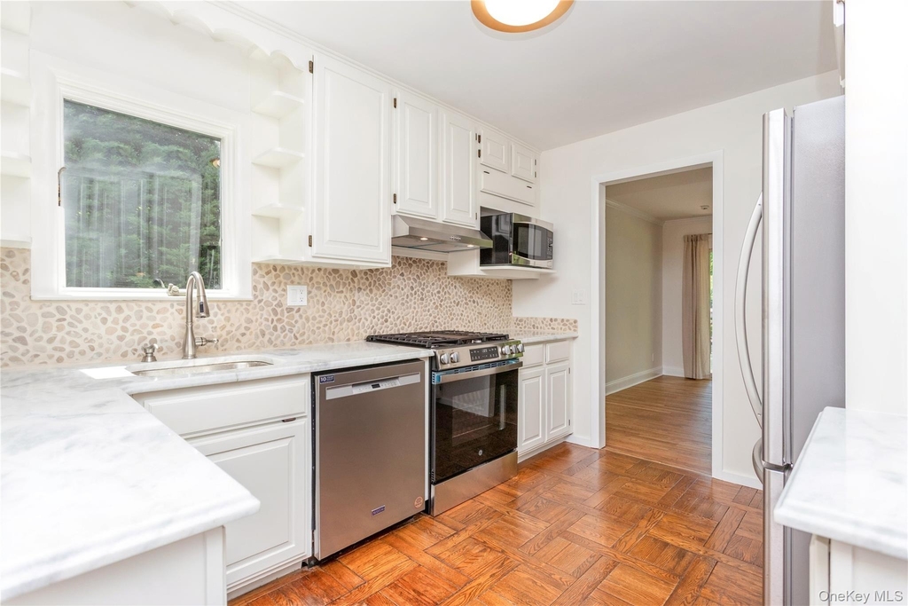 9 Marlene Court - Photo 10