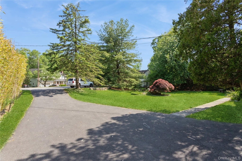 9 Marlene Court - Photo 32