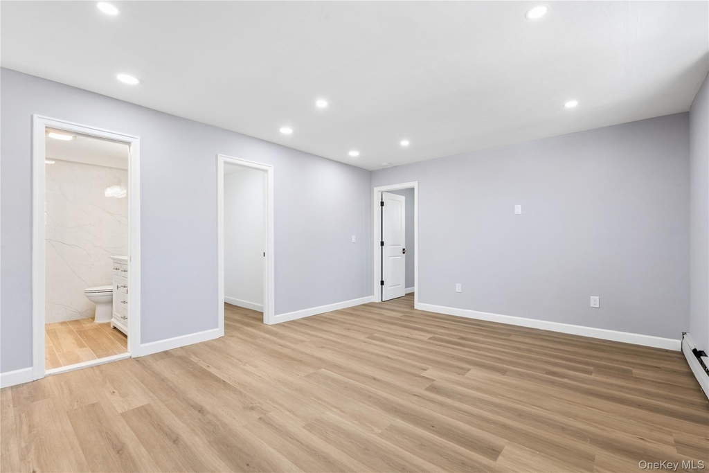 11 Park Avenue - Photo 8