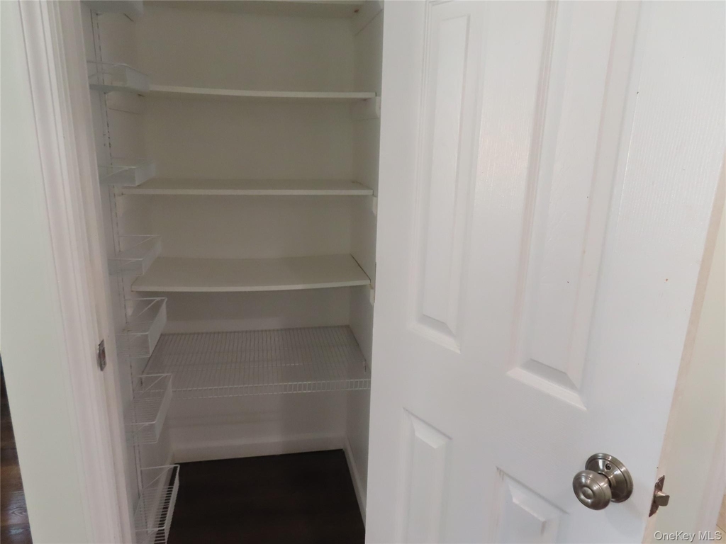 94 Neptune Avenue - Photo 9