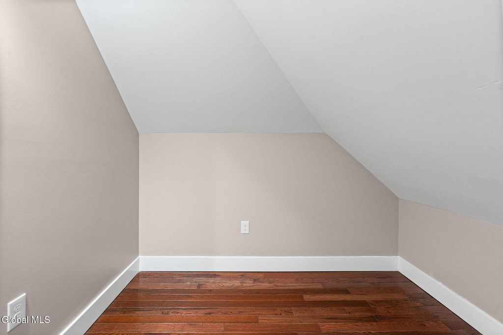 521 Warren Street - Photo 44