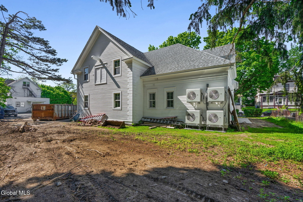 521 Warren Street - Photo 47
