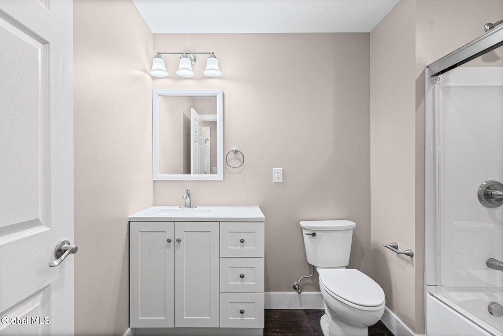 521 Warren Street - Photo 42