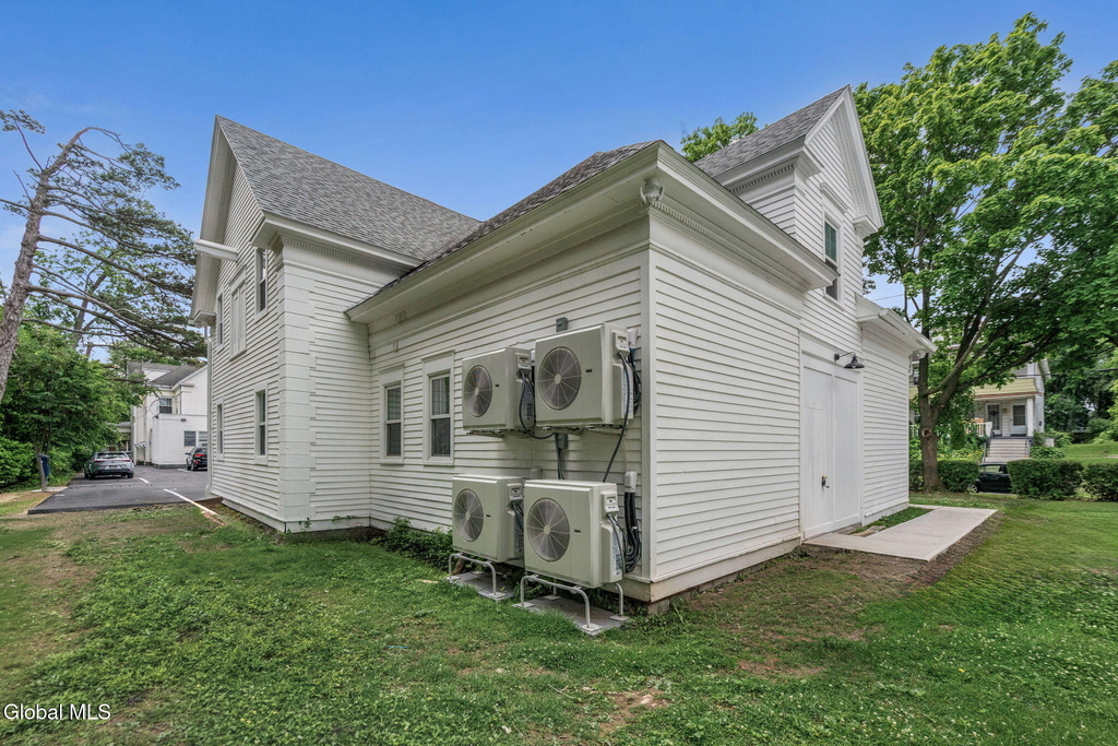 521 Warren Street - Photo 49