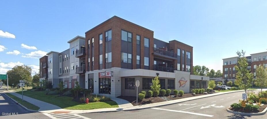 580 Columbia Turnpike - Photo 0