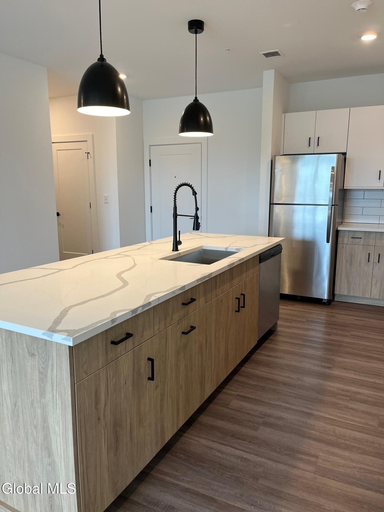 578 Columbia Turnpike - Photo 9