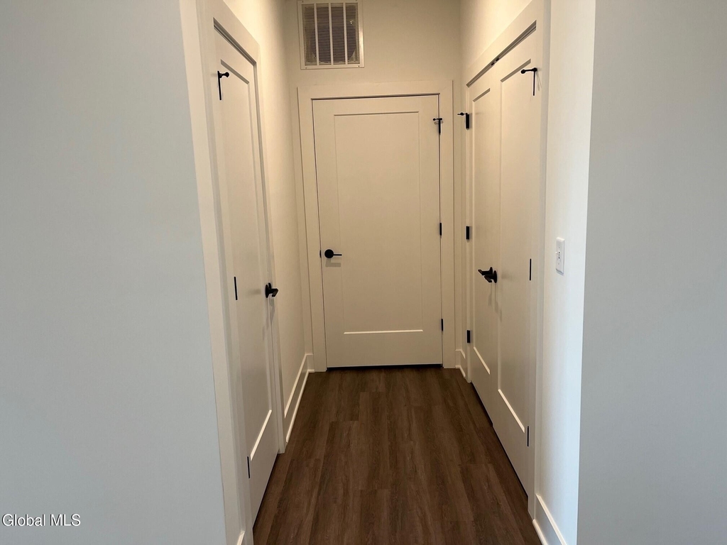 578 Columbia Turnpike - Photo 5