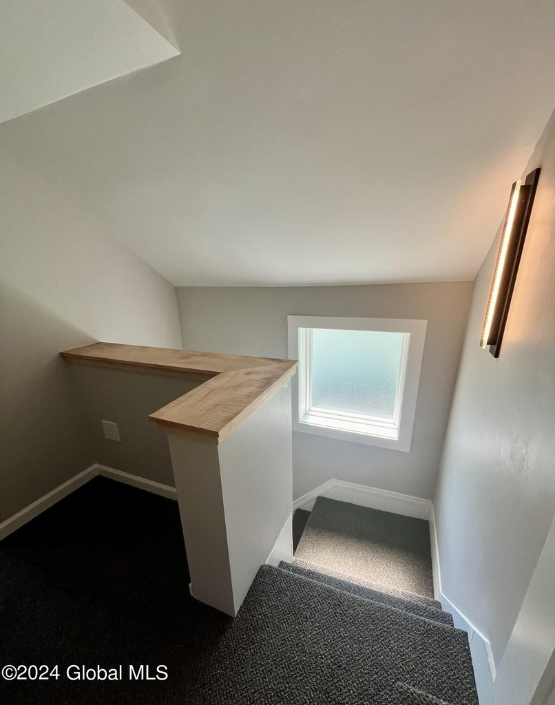 53 S Park Street - Photo 14