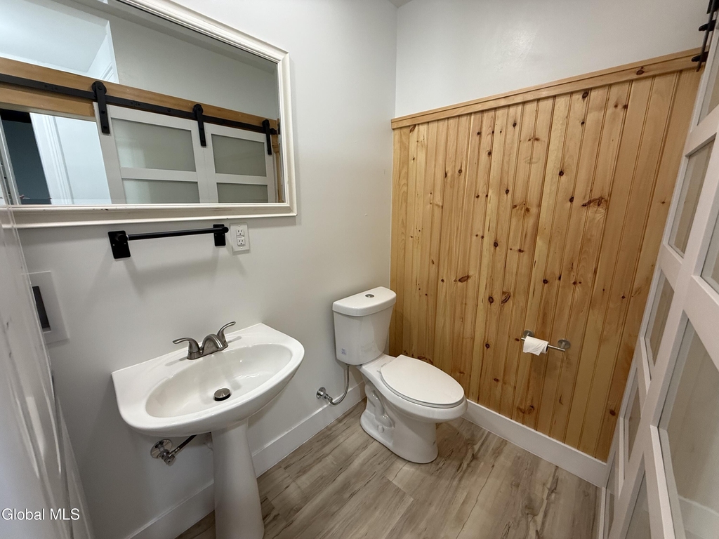 53 S Park Street - Photo 6