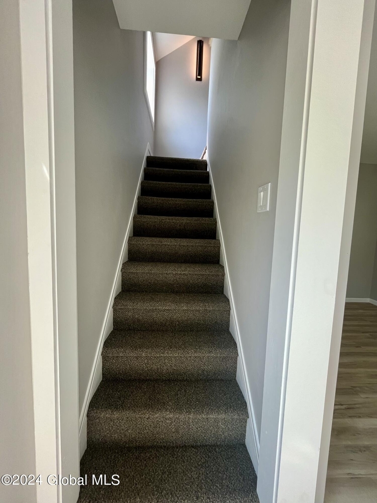 53 S Park Street - Photo 13