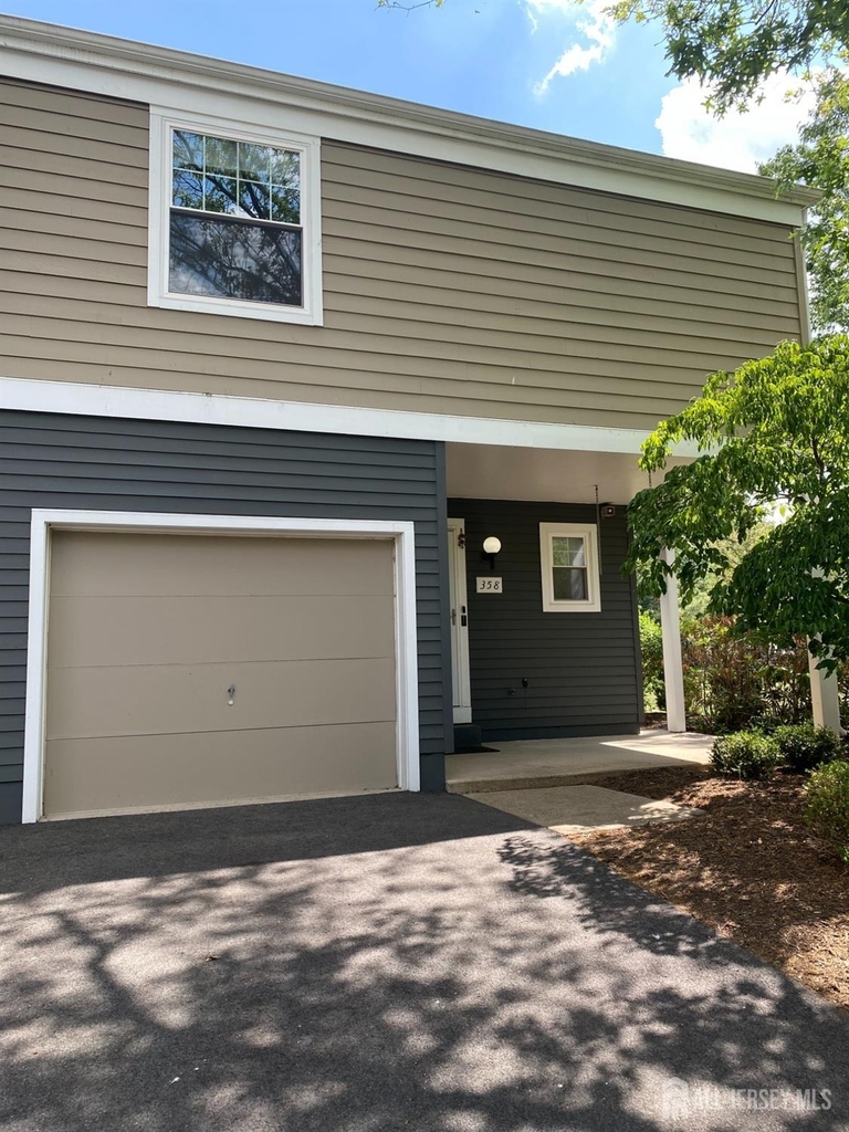 358 Greenfield Road - Photo 0